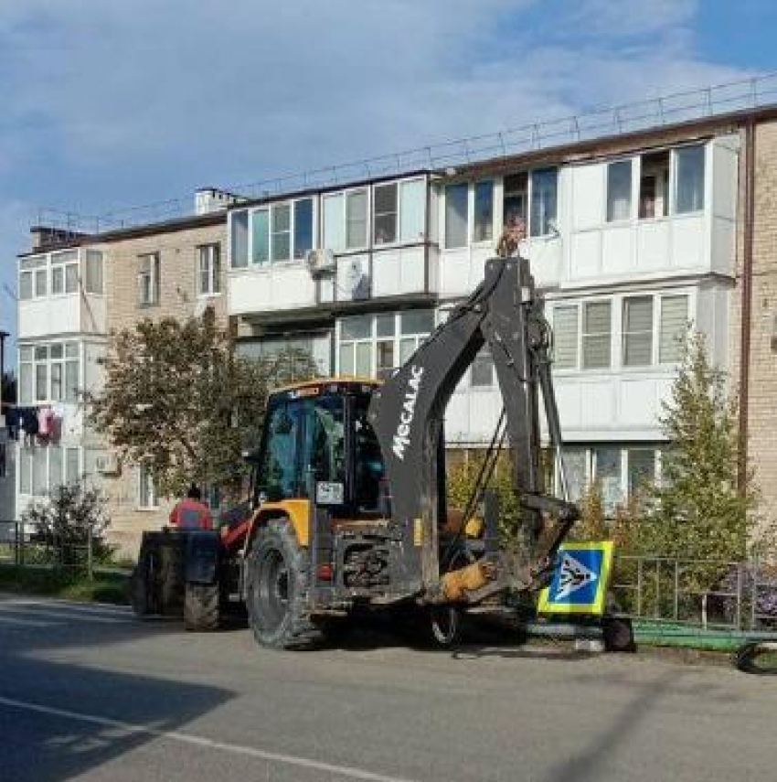 После падения линии электропередач в Цибанобалке идут восстановительные работы