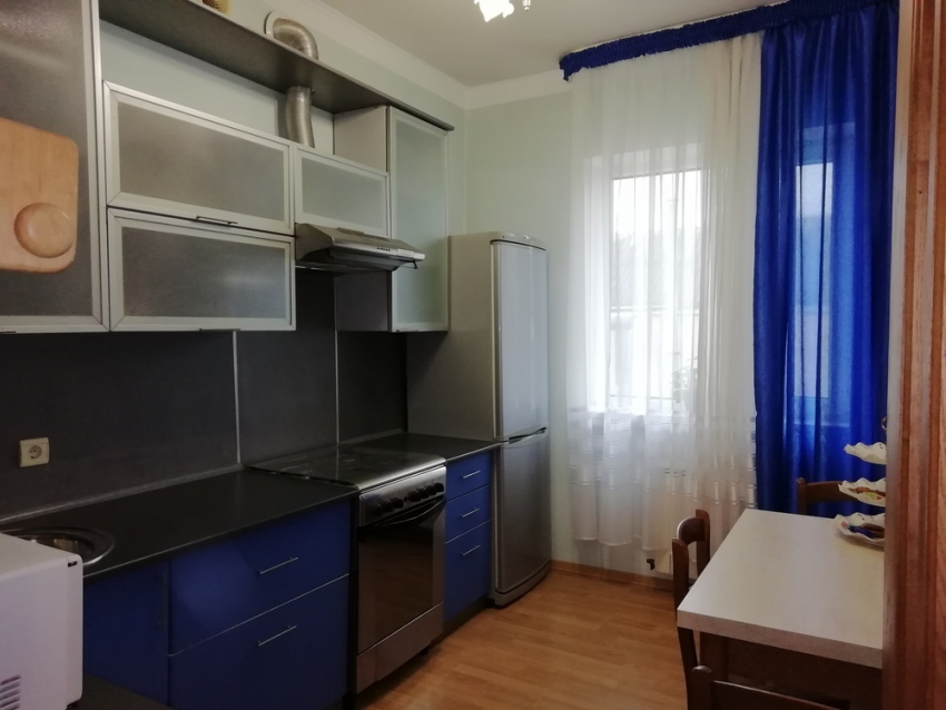 Продаю 3-комнатную квартиру в центре Анапы