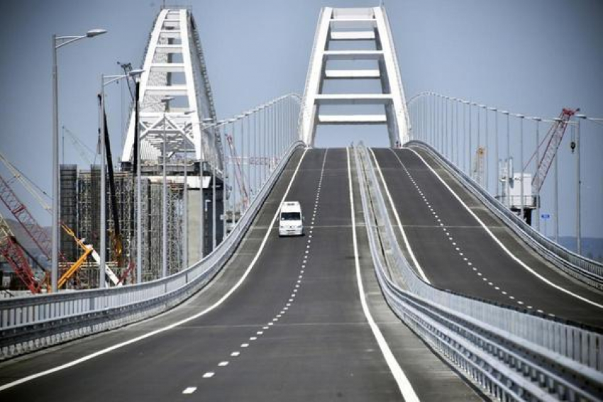 Анапчанам, проезжавшим по Крымскому мосту, угрожала смертельная опасность