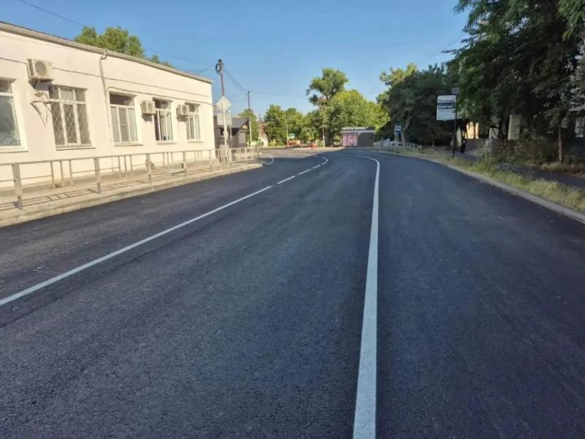 Движение по улице Ленина в Анапе открыли досрочно: ремонт теплотрассы завершён раньше срока