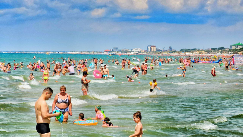 Больше половины россиян провели отпуск на море – Анапу признали самым популярным курортом