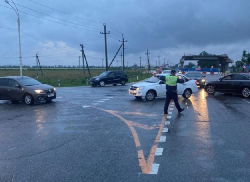 Движение в сторону аэропорта Анапы перекрыто