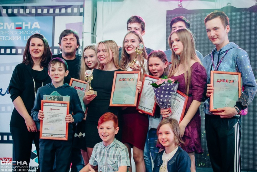 Дети из ВДЦ «Смена» под Анапой приняли участие в проекте «Зимняя детская КиноАкадемия» 