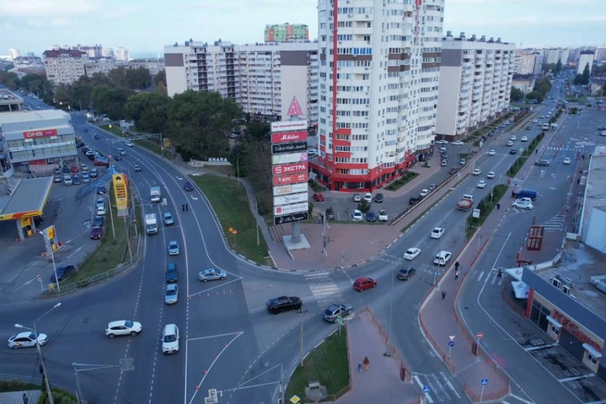 В районе ТРЦ «Красная площадь» введено одностороннее движение транспорта