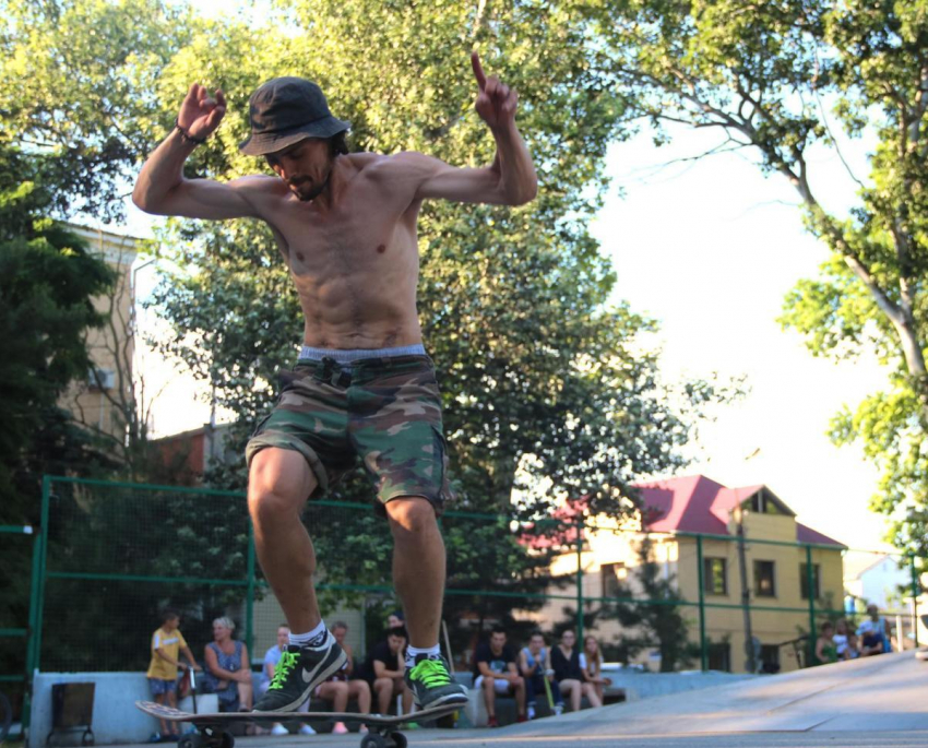 В Анапе отпраздновали День скейтбординга: как это было