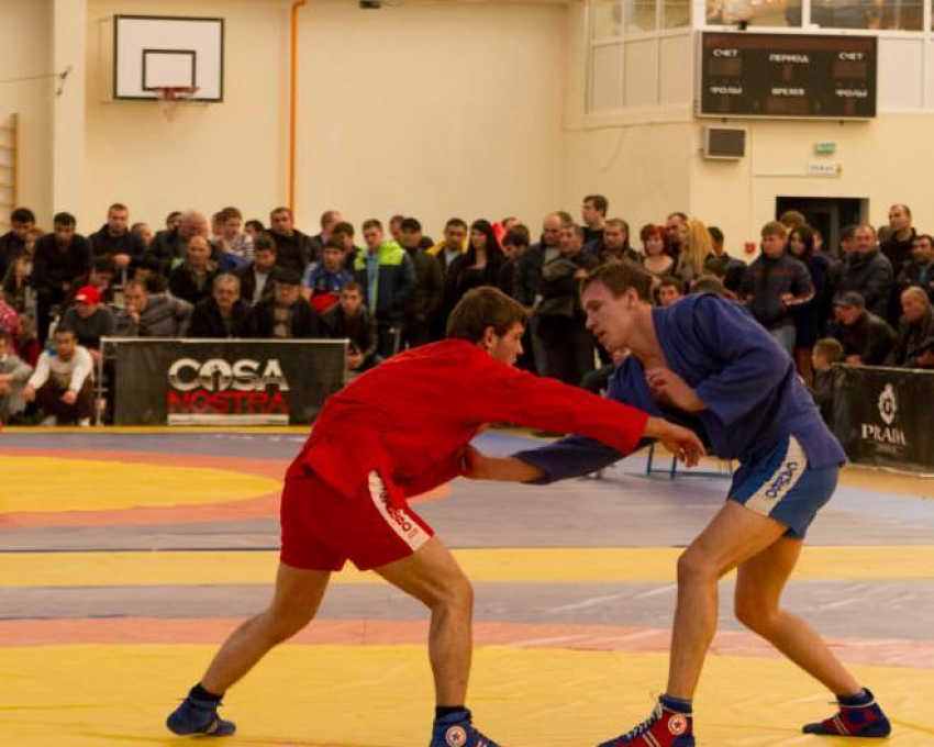 Анапчане показали класс на краевом турнире по самбо