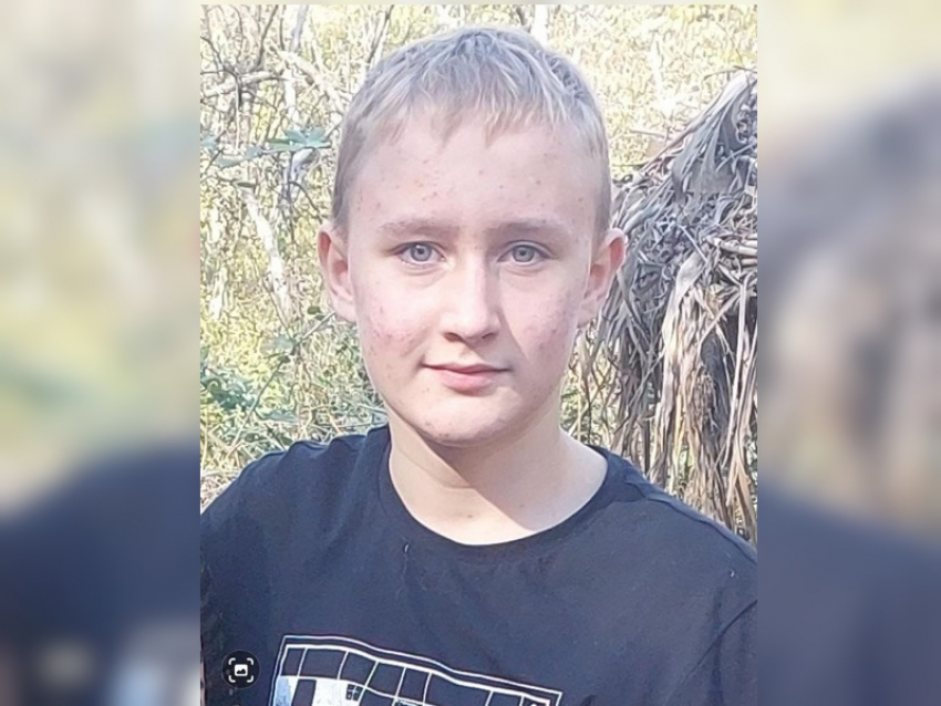 Лицо 14 летнего мальчика. В анапе потерялся мальчик. Мальчик 8 лет. В анапе потерялся мальчик. Ребенок потерялся.