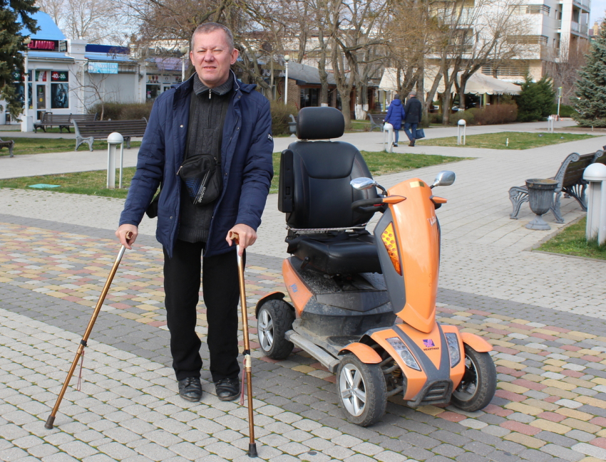 Суд Москвы встал на сторону Баскова и Бузовой, отказав инвалиду из Анапы
