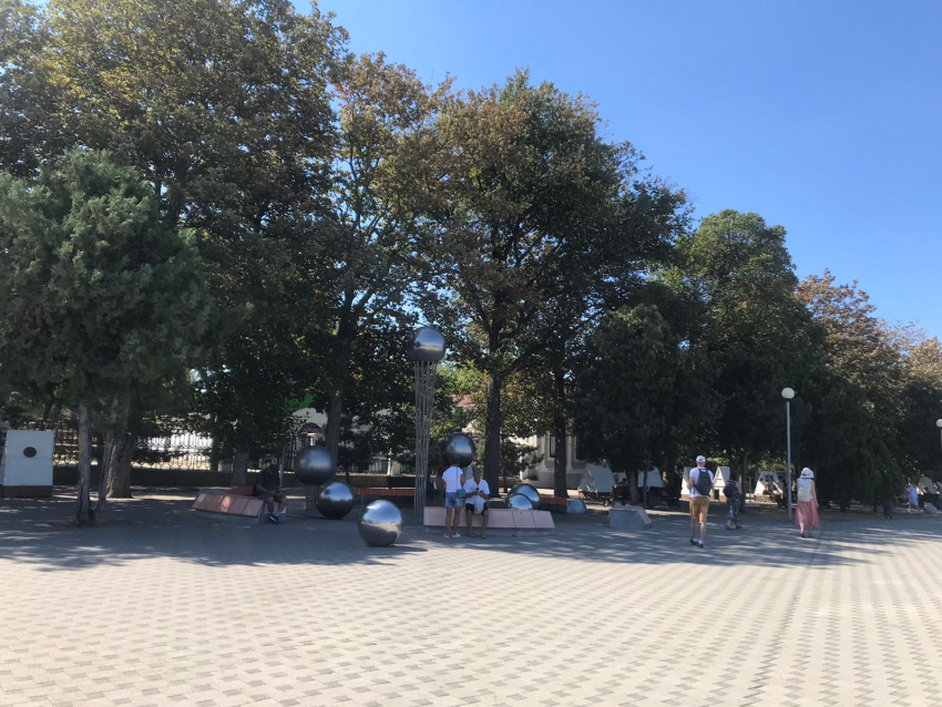 В День рождения смайлика в Анапе будет тепло и ясно