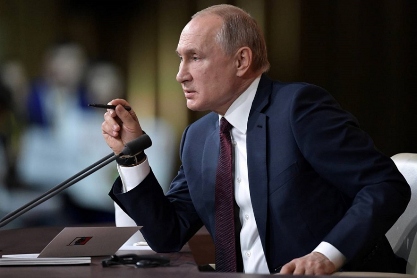Путин поручил увеличить ж/д перевозки в южном направлении в полном объеме и без сбоев