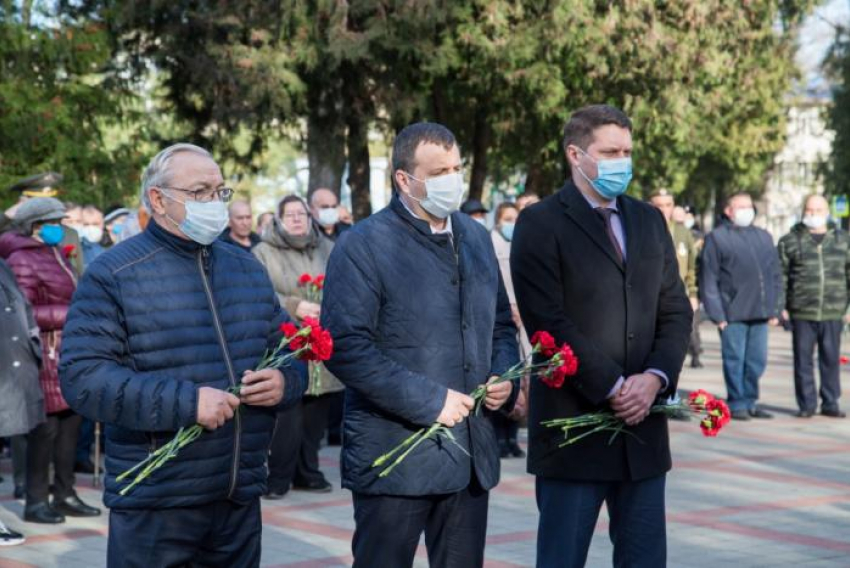 В Анапе почтили память воинов, погибших в Чечне