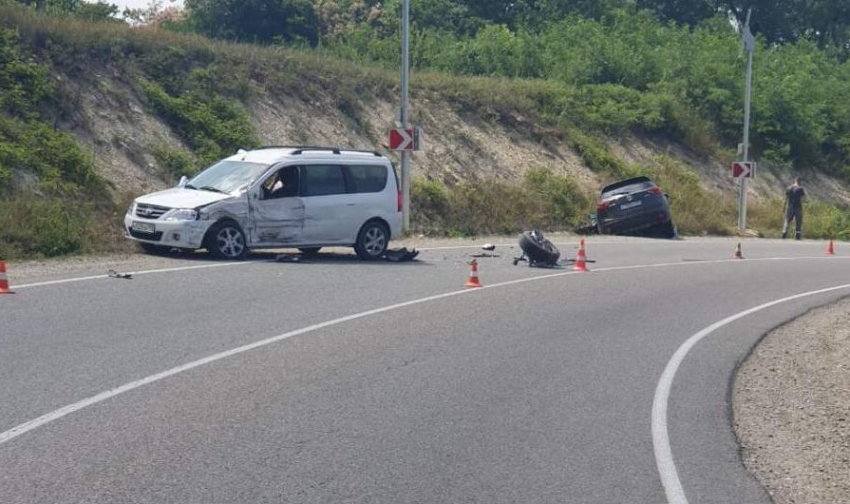 В ДТП под Анапой пострадали трое детей