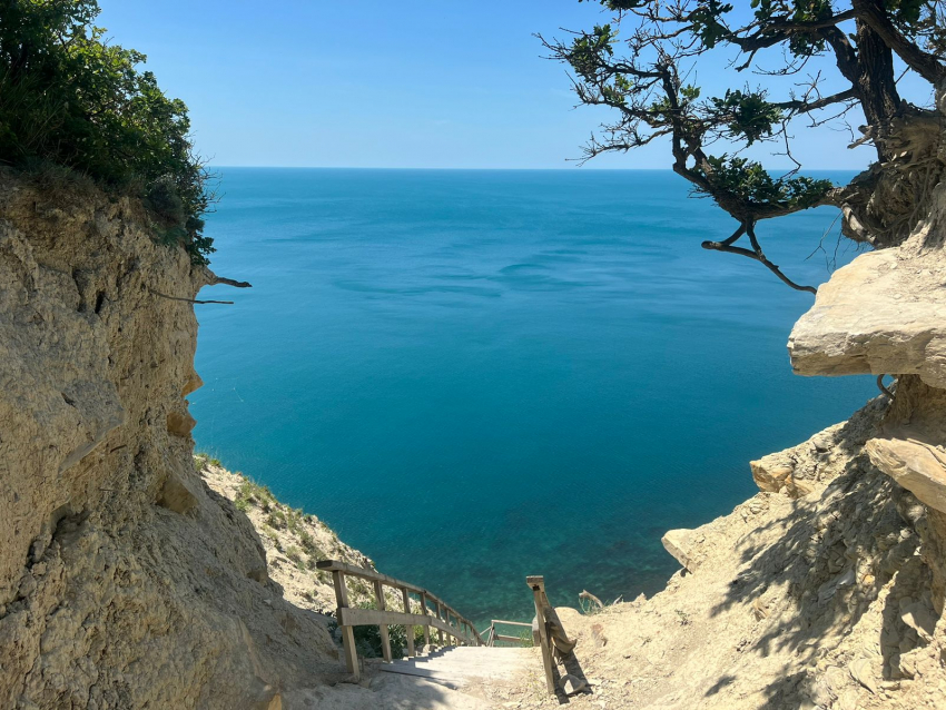 В день огненной воды Анапе очень жарко