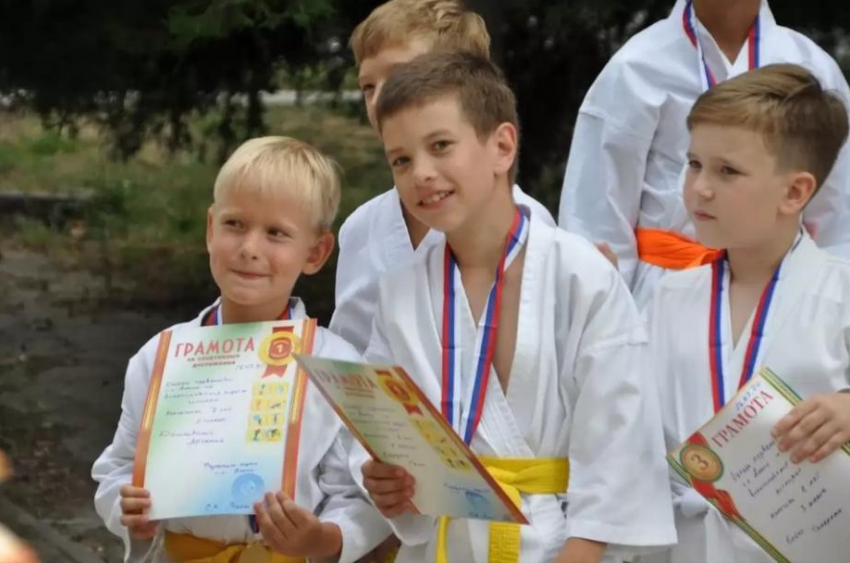 В Анапе наградили 26 каратистов - призёров муниципального первенства