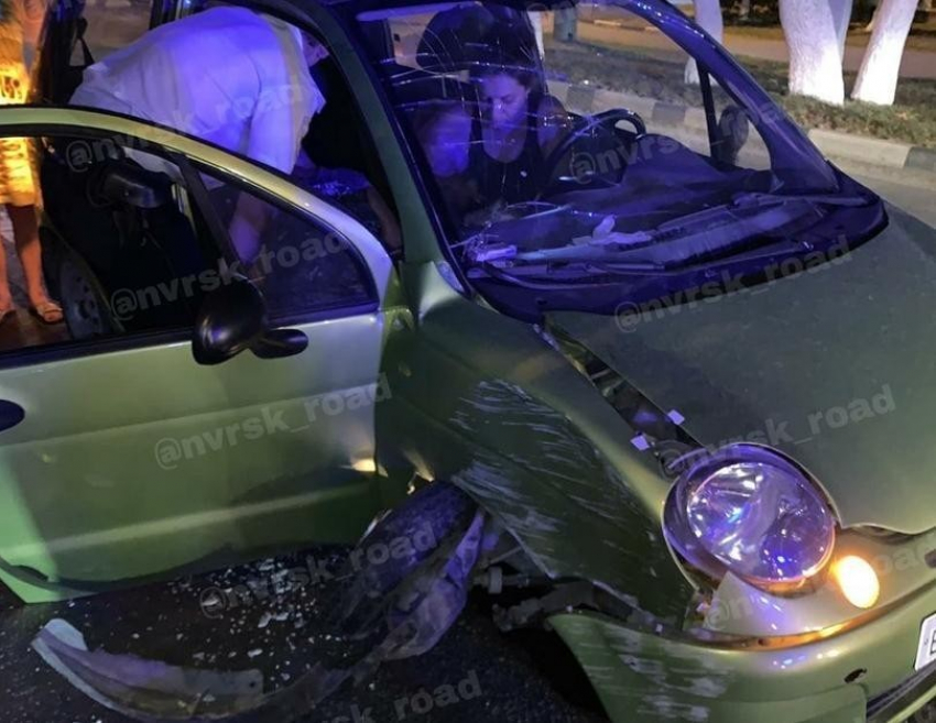 В ДТП на Анапском шоссе непристёгнутая пассажирка пробила головой лобовое стекло