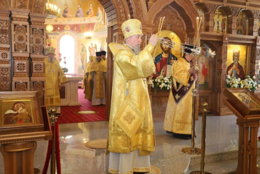 В День Крещения Руси в Анапе прошли соборная молитва и крестный ход