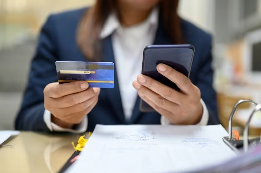 Анапчан предупреждают о возросшем мошенничестве с банковскими приложениями