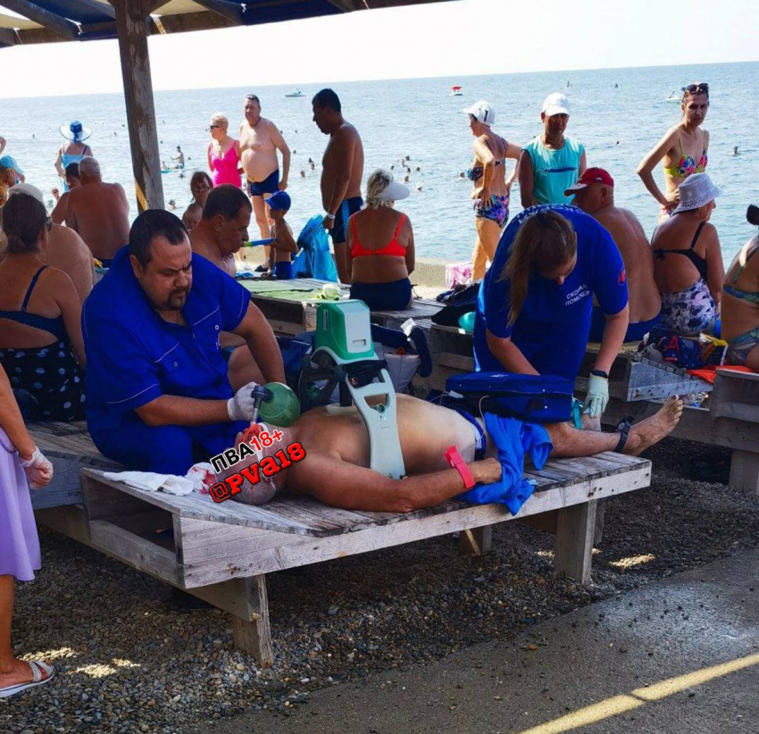 В Анапе на пляже снова скончался турист