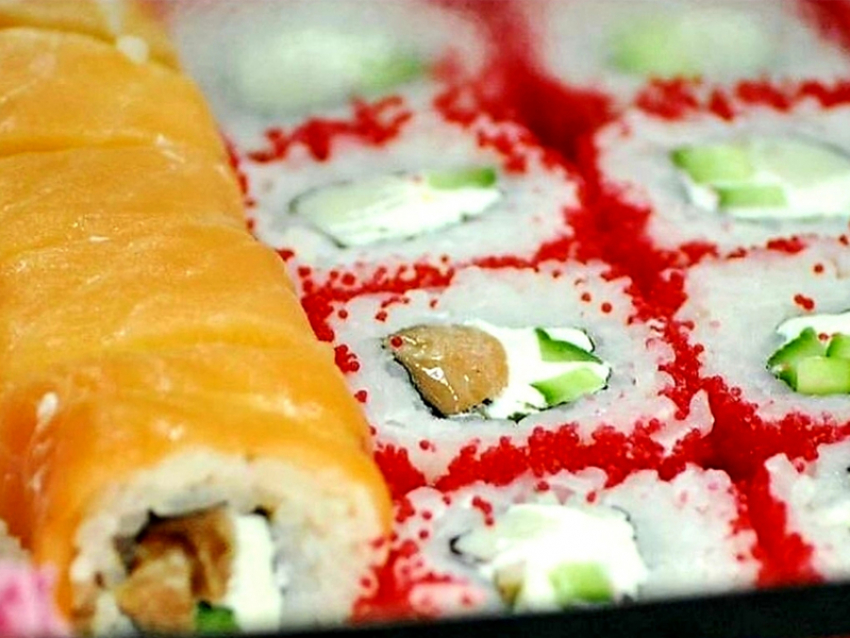 Ищешь, где заказать вкусные роллы? Заходи в справочник