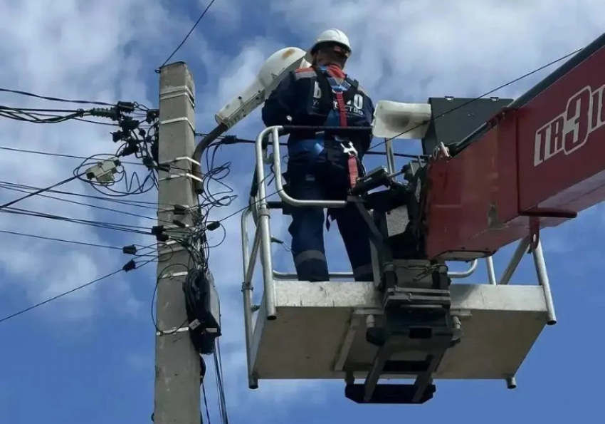 В Анапе продолжается модернизация уличного освещения