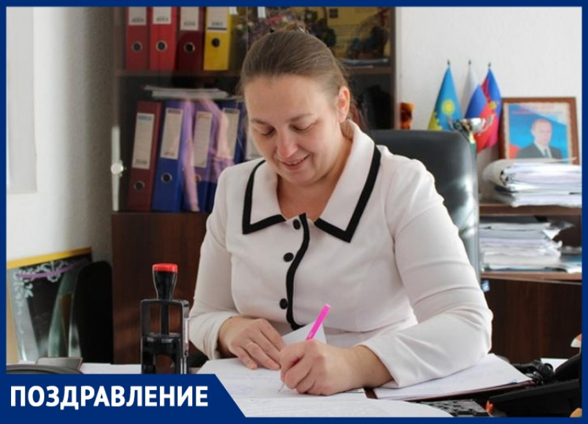 Поздравляем с днём рождения ЕЛЕНУ ДЕРКАЧ!