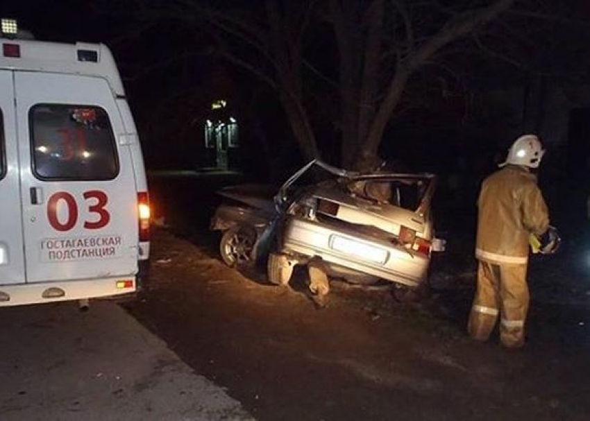Тяжёлая авария в Гостагае недалеко от Анапы унесла жизни людей