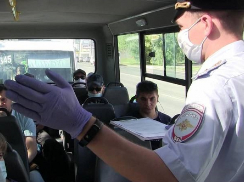 Анапчане возмущены, что пассажиров без масок могут оштрафовать на 30 тысяч рублей