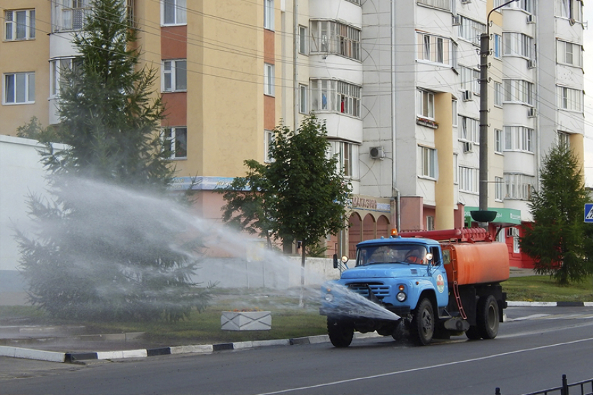 Нужно помыть тротуар? Заходи в справочник!