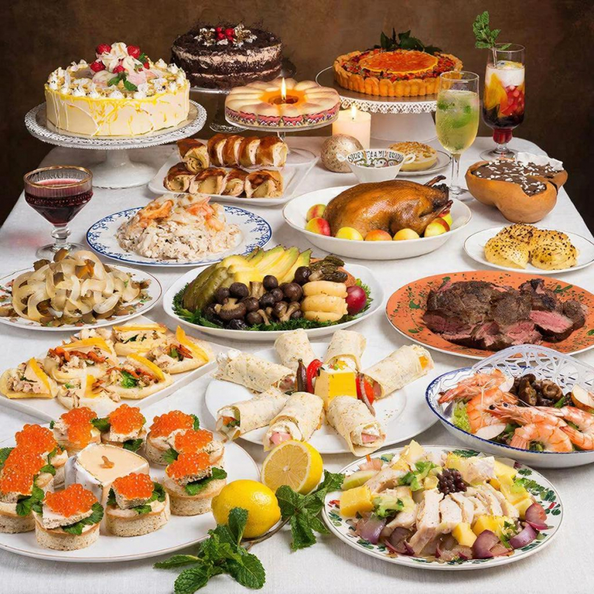 Пальчики оближешь: идеи блюд для новогоднего стола 