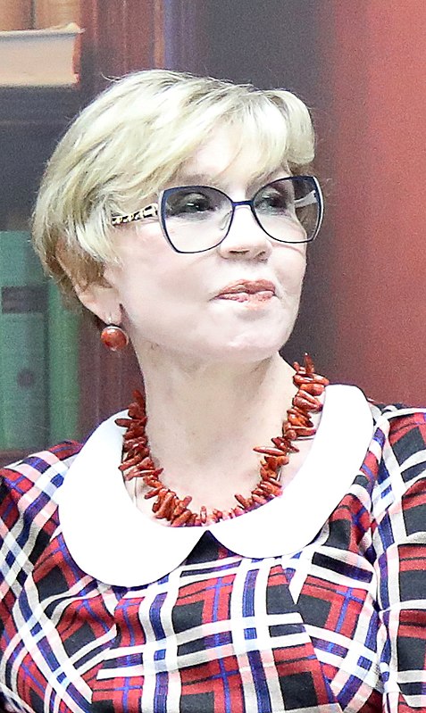 477px-Вера_Алентова_-_2018.jpg 477px-Вера_Алентова_-_2018.jpg