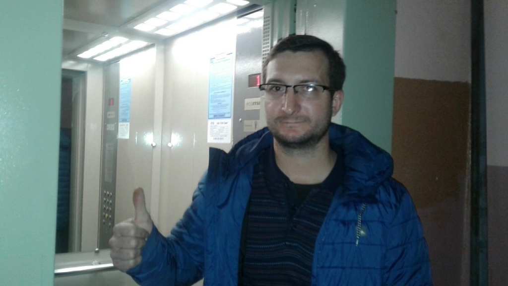 iEv5RRQSuG0.jpg