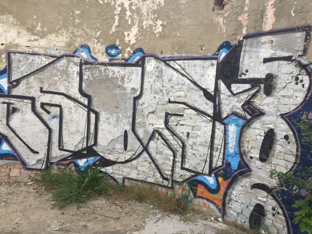 LG4t3mc4fLc.jpg LG4t3mc4fLc.jpg